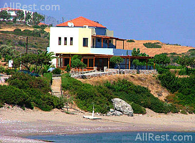 Paraktio Beach Hotel 